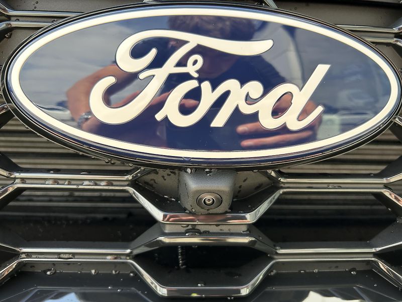 Ford Kuga ST-Line X 2.5 PHEV 178 kW - fotka 3 z 38