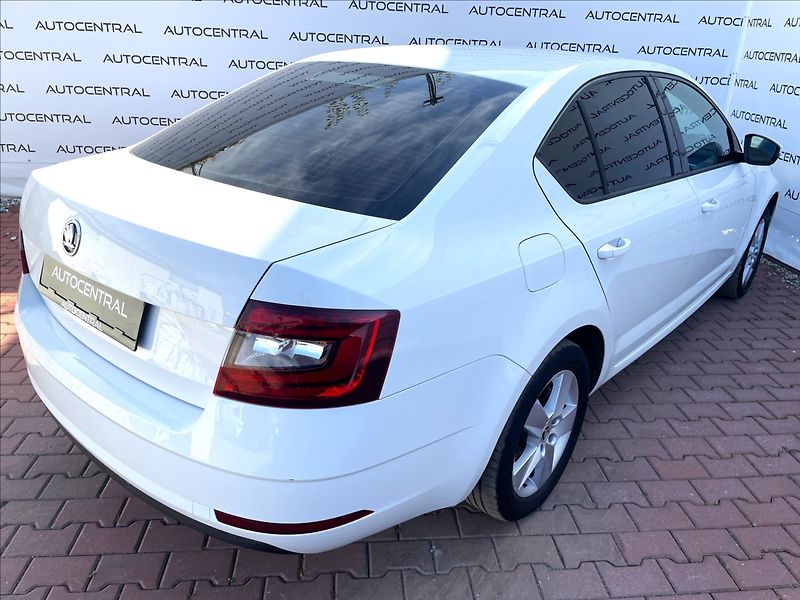 Škoda Octavia 1,4 TSi,110kW,ČR,DPH - fotka 9 z 23
