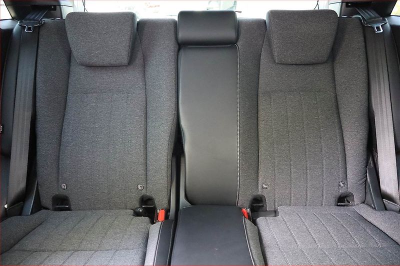 Honda Jazz (2022) 1.5 e:HEV, Automat, Serv.kniha - fotka 10 z 17