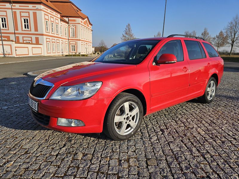 Škoda Octavia (2012) DSG, NOVÉ ROZVODY, SPLÁTKY  - fotka 1 z 23