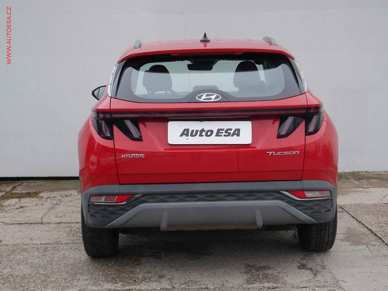 Hyundai Tucson (2023) 1.6 T-GDi, 1.maj,ČR, servis - fotka 5 z 17