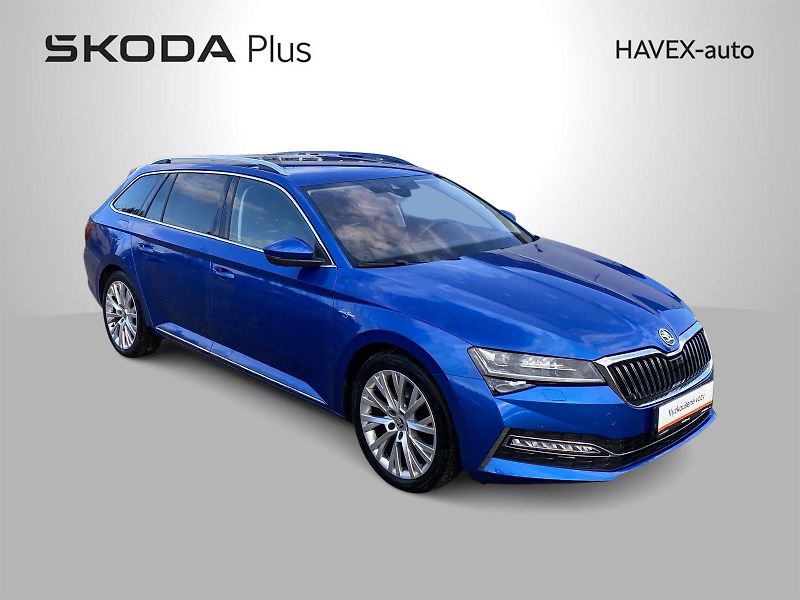 Škoda Superb (2023) Combi 2.0 TDI 4x4 DSG L&K - fotka 38 z 41