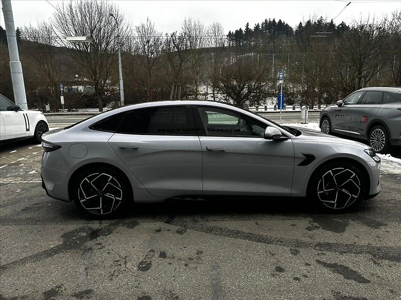 BYD Seal (2025) 0,0   EXCELLENCE AWD - fotka 6 z 18