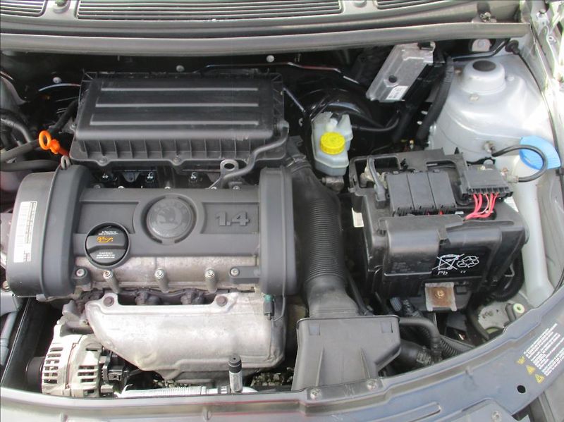 Škoda Roomster 1,4 16V, digiklima,serviska, - fotka 15 z 24