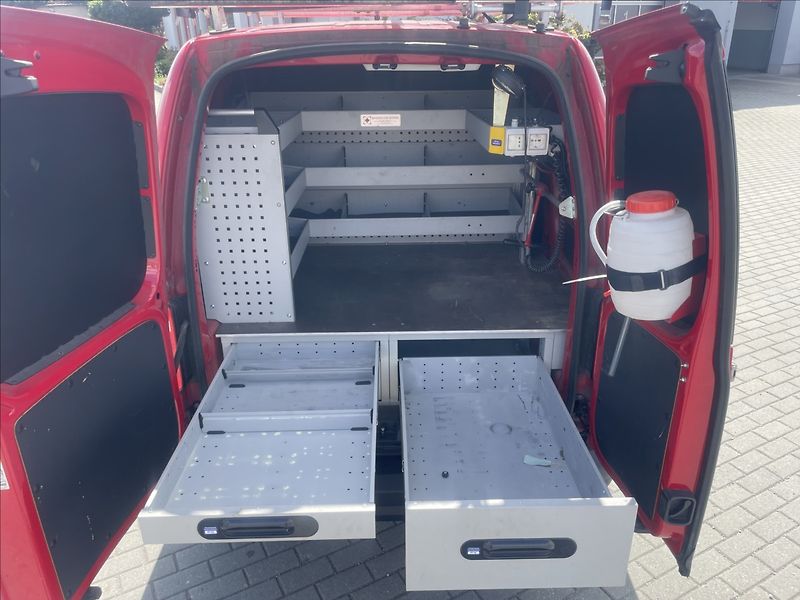 Volkswagen Caddy 2,0 TDi 4-Motion KLIMA, bez ko - fotka 18 z 32