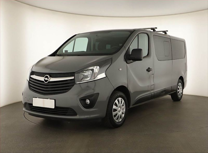 Opel Vivaro (2019) 1.6 BiCDTI, Bus, 9Míst, ČR - fotka 2 z 13
