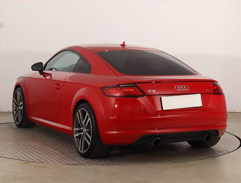 Audi TT (2014) 2.0 TFSI - fotka 4 z 23
