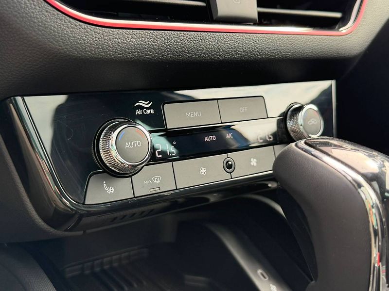 Škoda Kamiq Monte Carlo 1,0 TSI 85 kW 7° D - fotka 16 z 42