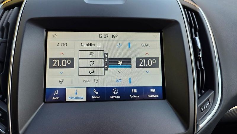 Ford S-MAX (2020) 2.0 EB 110kW ST-line tažné - fotka 36 z 49