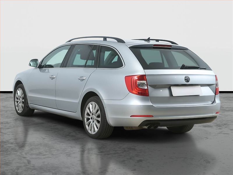 Škoda Superb (2014) 2.0 TDI, Automat, Kůže, Navi - fotka 4 z 15