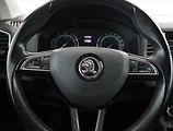 Škoda Karoq (2018) 1.0 TSI, Navi, Tempomat - náhled 11