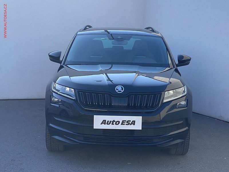 Škoda Kodiaq (2019) 2.0 TSi 4x4, SportLine, DSG - fotka 2 z 20