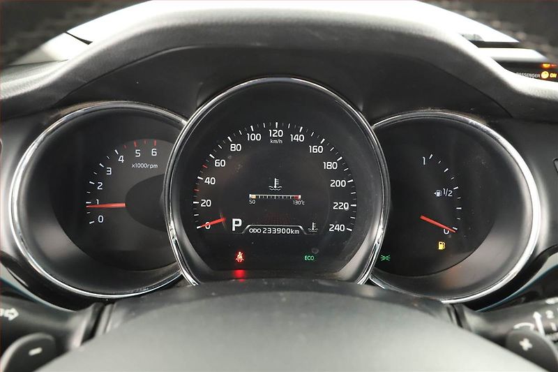 Kia Ceed (2014) 1.6 CRDi, Automat, Navi - fotka 10 z 18