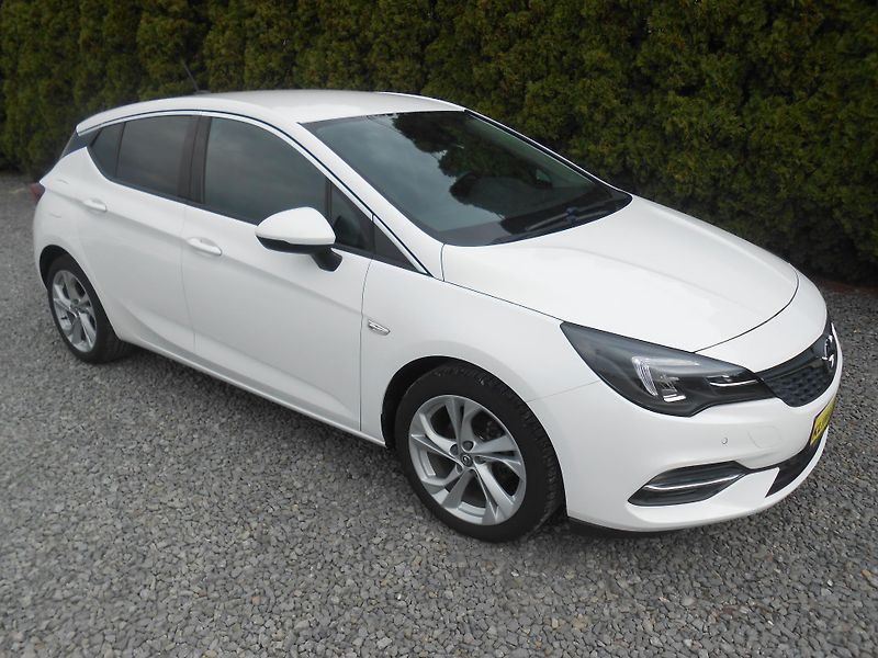 Opel Astra 1.2,KAMERA,NAVI,62TKm - fotka 10 z 38