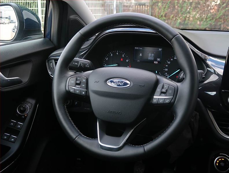 Ford Puma (2022) Titanium 1.0 EcoBoost - fotka 15 z 18