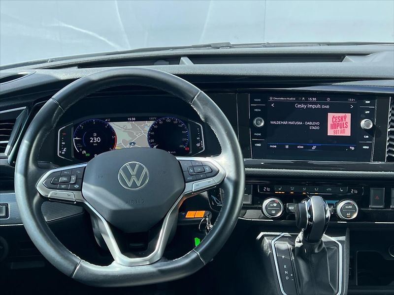 Volkswagen Multivan 2,0 TDi 150kW 7DSG 4Motion BUL - fotka 15 z 26