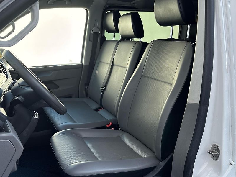 Volkswagen Transporter combi - fotka 7 z 21