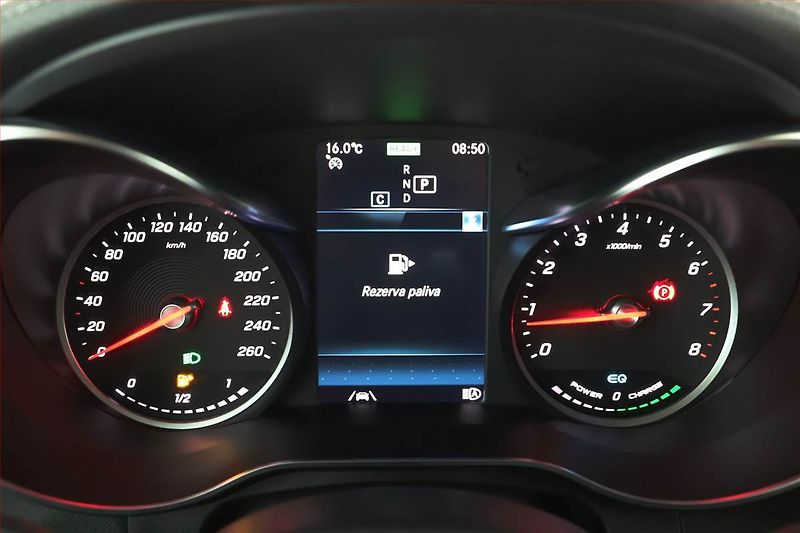 Mercedes-Benz GLC (2020) 200 4MATIC - fotka 8 z 17
