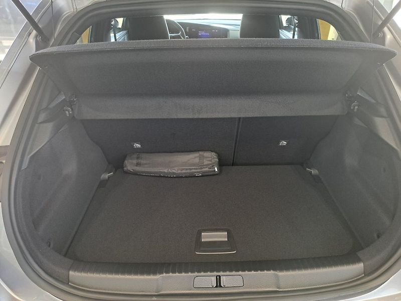 Opel Mokka (2026) HIT Edition 1.2 TURBO 130k AT8 - fotka 11 z 14