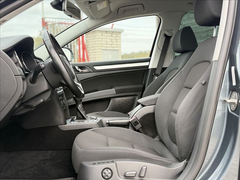 Škoda Superb 2,0 TDI PO ROZVODECH, NOVÁ STK - fotka 9 z 28