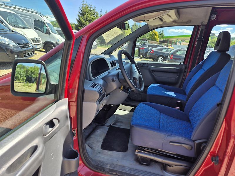 Fiat Scudo (2005) 2.0Hdi Long 5 míst  - fotka 15 z 22