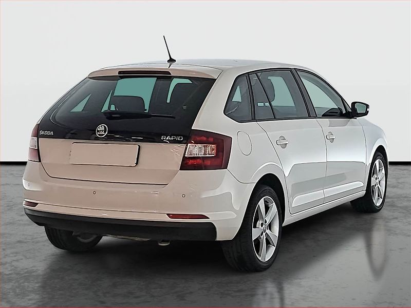 Škoda Rapid (2015) Spaceback 1.2 TSI, Tempomat - fotka 5 z 16