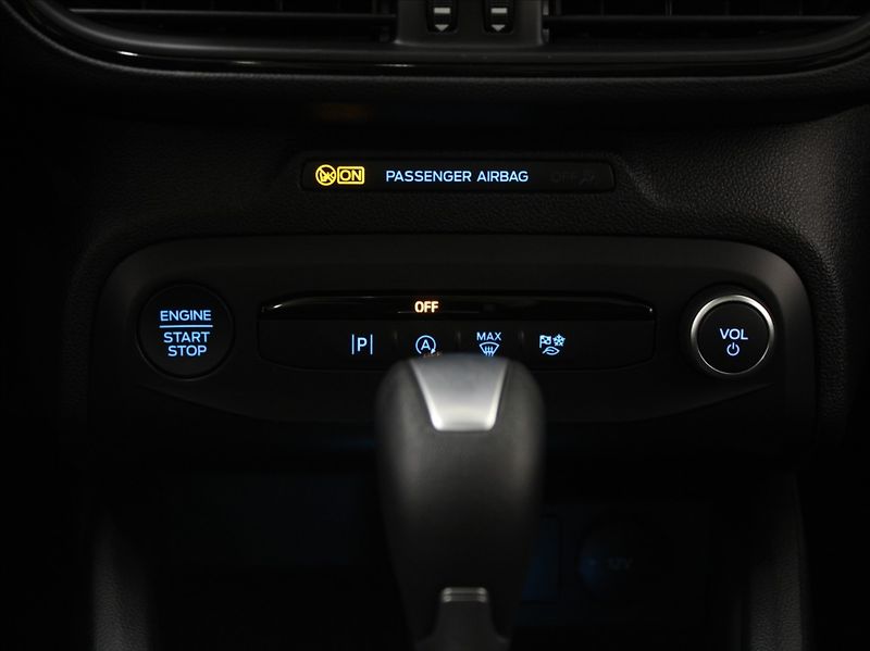 Ford Focus 1,0 EB 115kW AT ST  PANO.15tkm - fotka 14 z 20