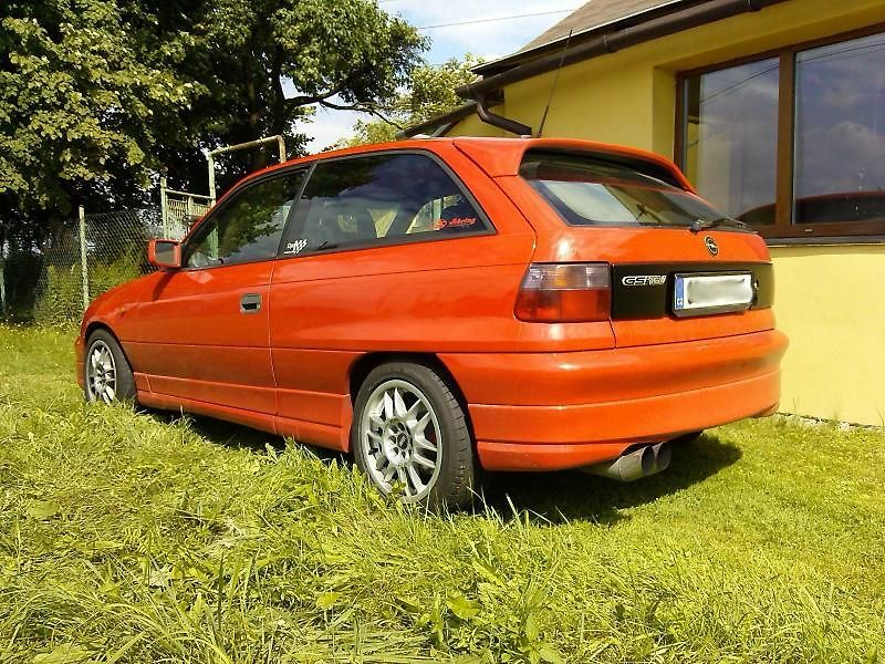 ZKUŠENOSTI UŽIVATELE: Opel Astra 