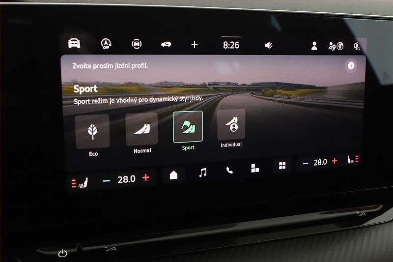 Škoda Octavia (2025) 1.5 eTSI mHEV, Sportline - fotka 11 z 18