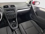 Volkswagen Golf (2011) 1.6 TDI, Tempomat - náhled 8