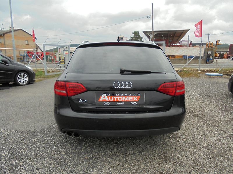 Audi A4 (2012) 1.8 TFSI- NAVIGACE- ALU KOLA - fotka 6 z 12
