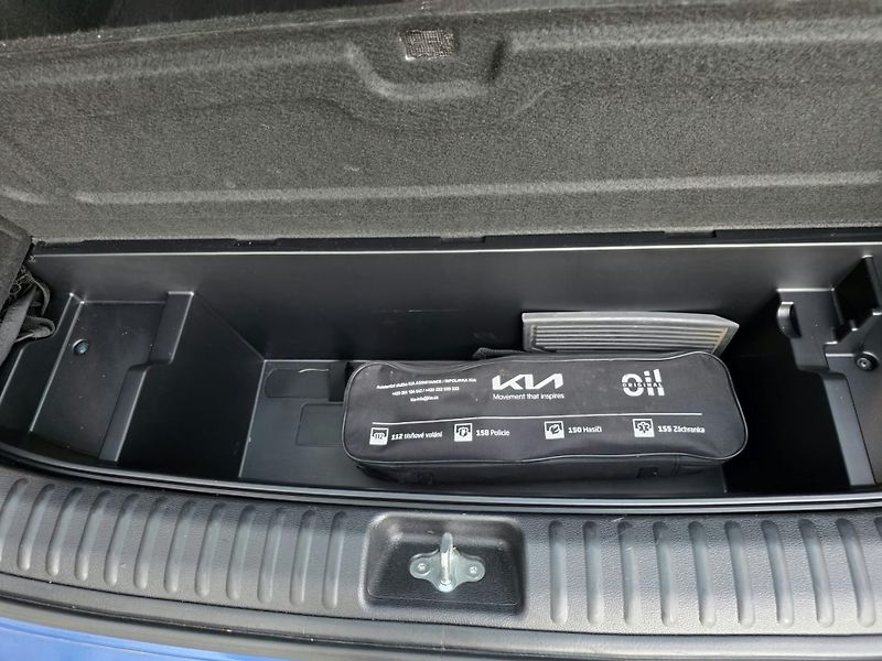 Kia Ceed 1.5-V ZÁRUCE-AUTOMAT-KAMERA - fotka 27 z 36