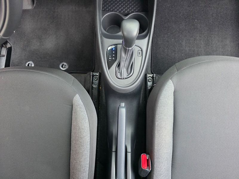 Toyota Aygo 1.0 CVT Comfort TOP - fotka 8 z 16