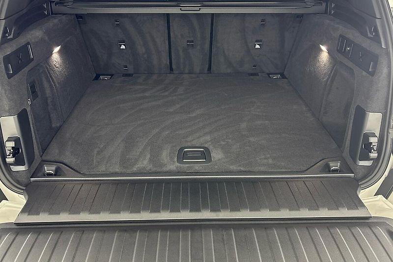 BMW X5 xDrive30d - fotka 16 z 18