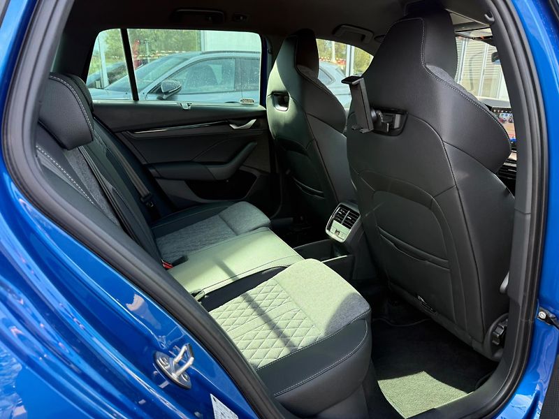 Škoda Octavia Sportline 1.5 TSI 110kw Combi - fotka 24 z 29