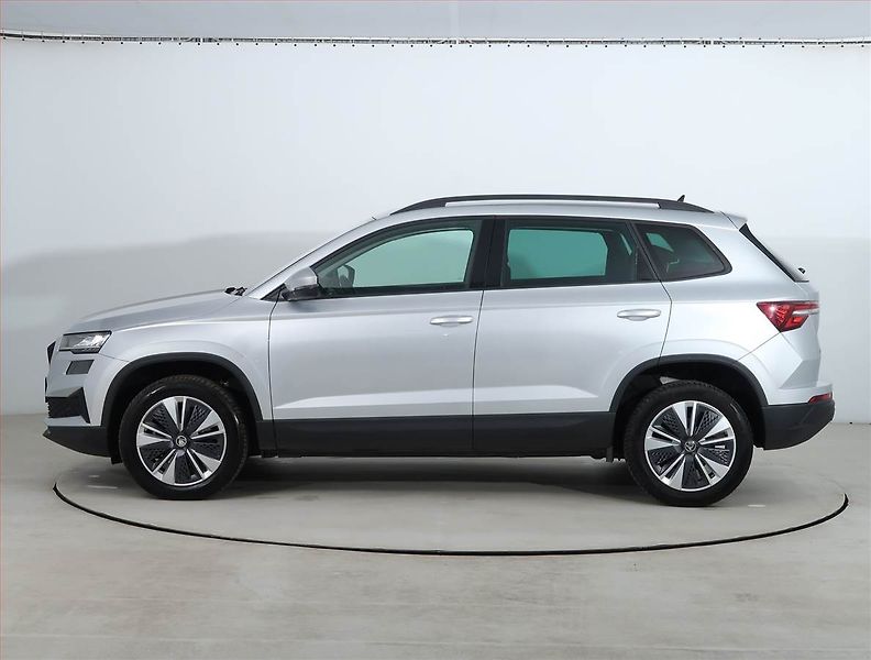 Škoda Karoq (2023) Ambition 2.0 TDI - fotka 3 z 24