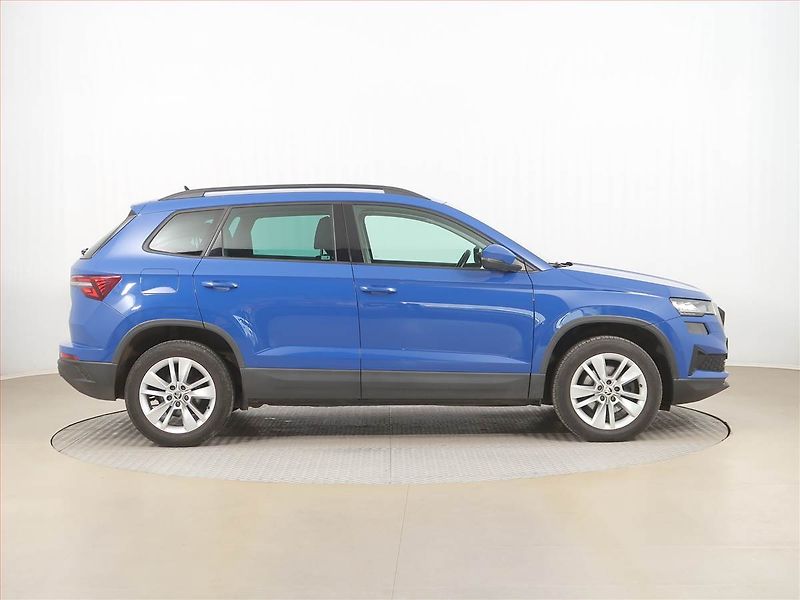 Škoda Karoq (2023) 2.0 TDI, Navi, Tempomat - fotka 6 z 15