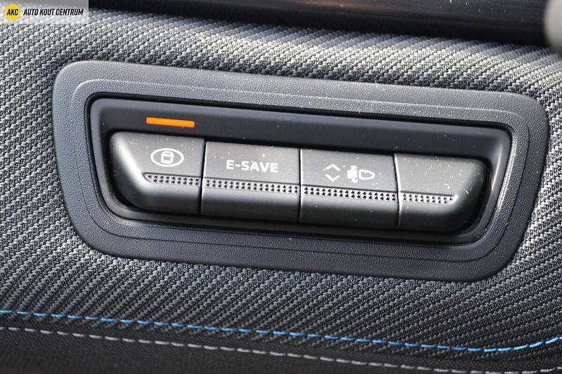 Renault Captur ESPRIT ALPINE E-Tech full hybr - fotka 56 z 61
