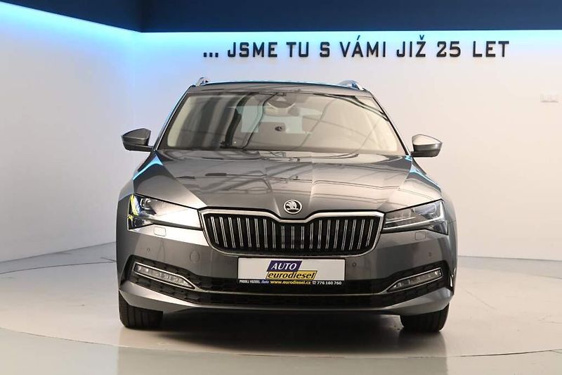 Škoda Superb (2022) 2.0 STYLE LED MATRIX DSG ACC T - fotka 3 z 39