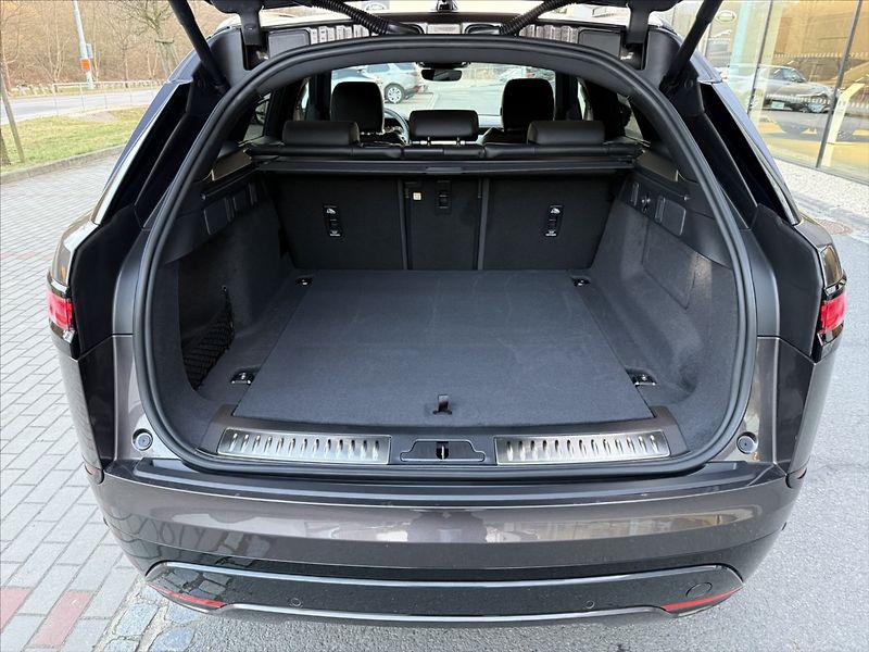 Land Rover Range Rover Velar (2026) 3,0 DYNAMIC SE D300 - fotka 31 z 31