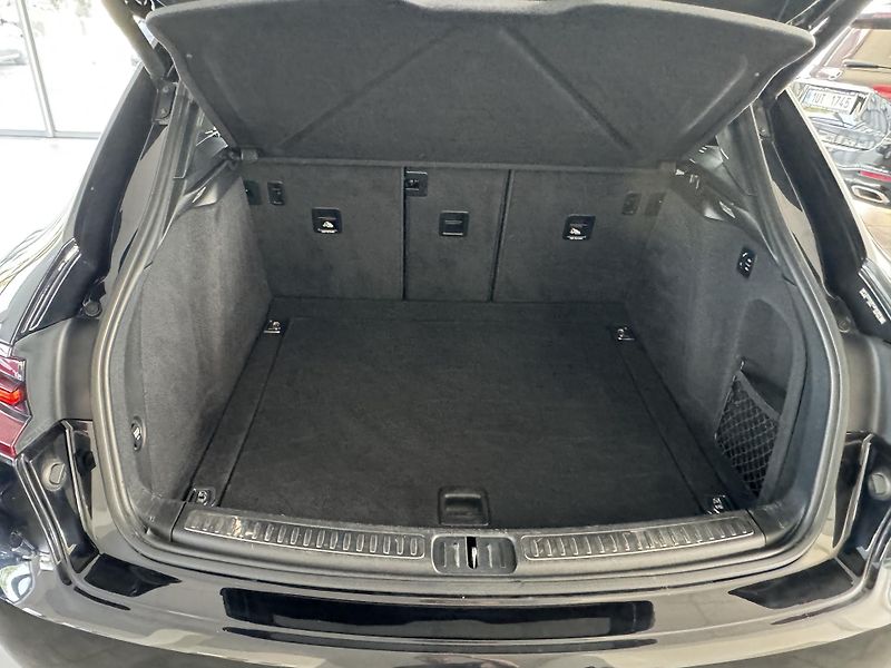 Porsche Macan (2015) 3,6 V6 Turbo CHRONO BOSE - fotka 19 z 35