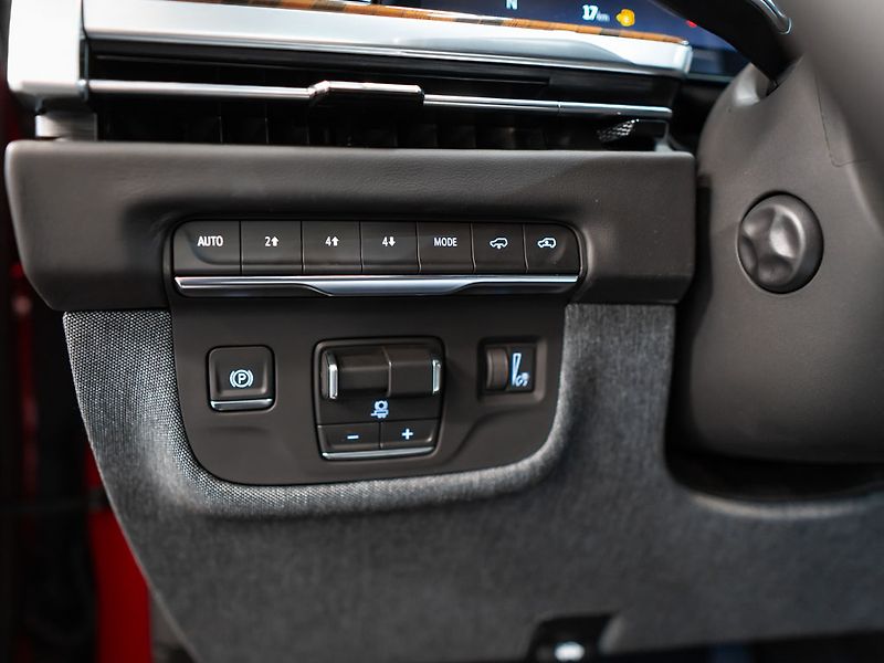 Cadillac Escalade (2026) 6.2 ESV Sport Platinum 2026 - fotka 24 z 50