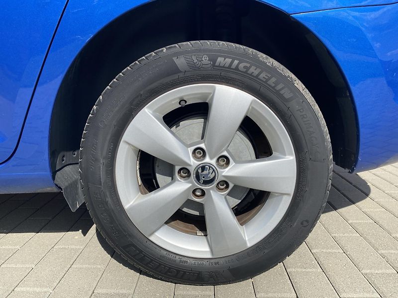 Škoda Rapid (2015) 1.2TSi, KLIMA, NAJ.108TIS.KM!! - fotka 10 z 32