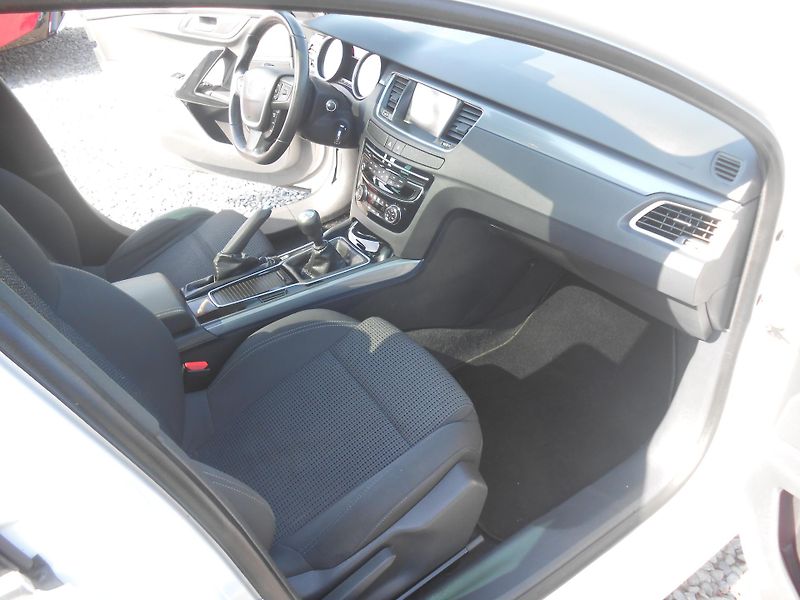 Peugeot 508 NAVI, 172tkm,PANORAMA - fotka 15 z 34