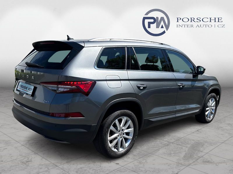 Škoda Kodiaq 2,0TDI DSG 4x4 STYLE PLUS 110 - fotka 2 z 30