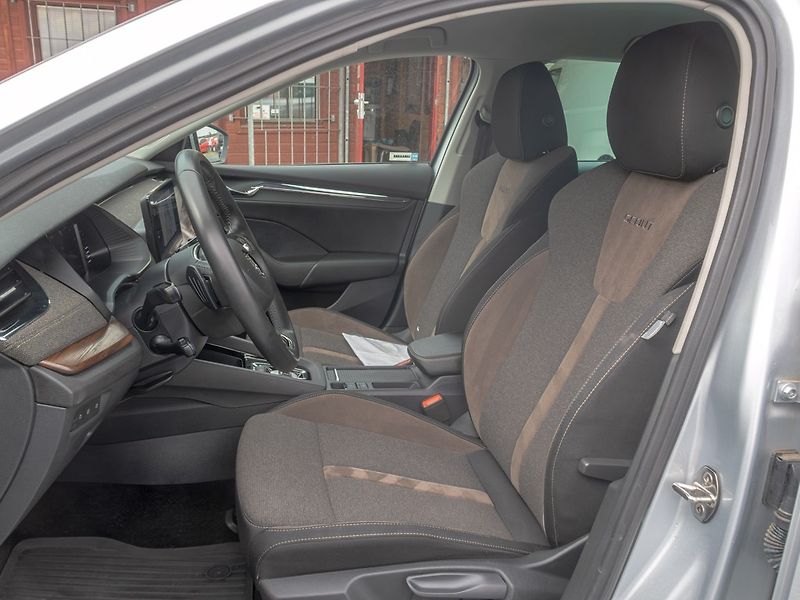 Škoda Octavia (2021) ČR 2.0TDI 147KW SCOUT - fotka 16 z 54