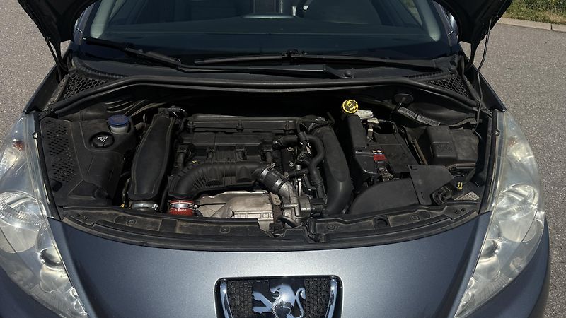 Peugeot 207 (2011) 1.6 115KW KABRIO+HARDTOP  - fotka 22 z 25