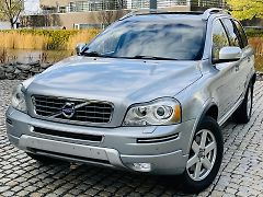 Volvo XC90 2.4 D5 4x4 AUT SERVISKA TAŽNÉ - fotografie inzerátu