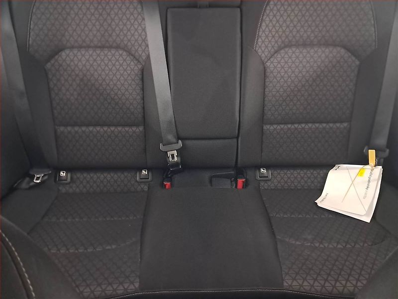 Kia Ceed (2022) 1.6 CRDi, Serv.kniha, Navi - fotka 10 z 21