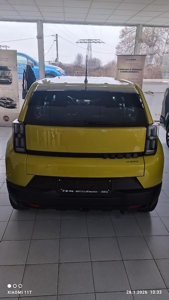 Fiat Grande Panda (2026) ICON 1.2 TurboHybrid 110k eDC6 - fotka 7 z 8